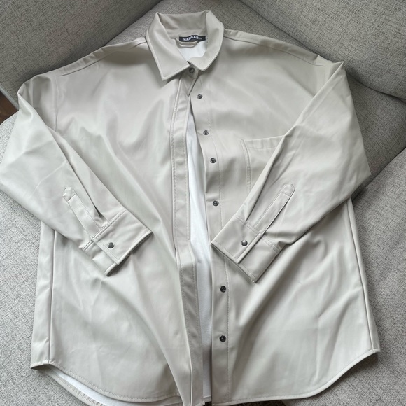 Beige leather jacket - Picture 1 of 4